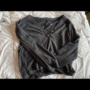 Women’s American eagle sweater